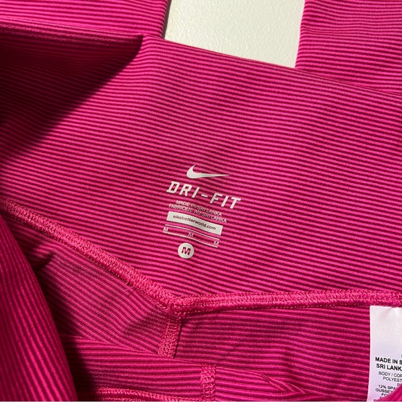 Nike Fold Over Top High Waistband Punk Yoga Workout Capris - Picture 3 of 8